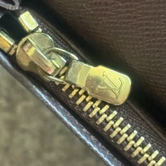 Auth Louis Vuitton Porte Feuille Brazza Damier Ebene long bifold wallet - Picture 6 of 15